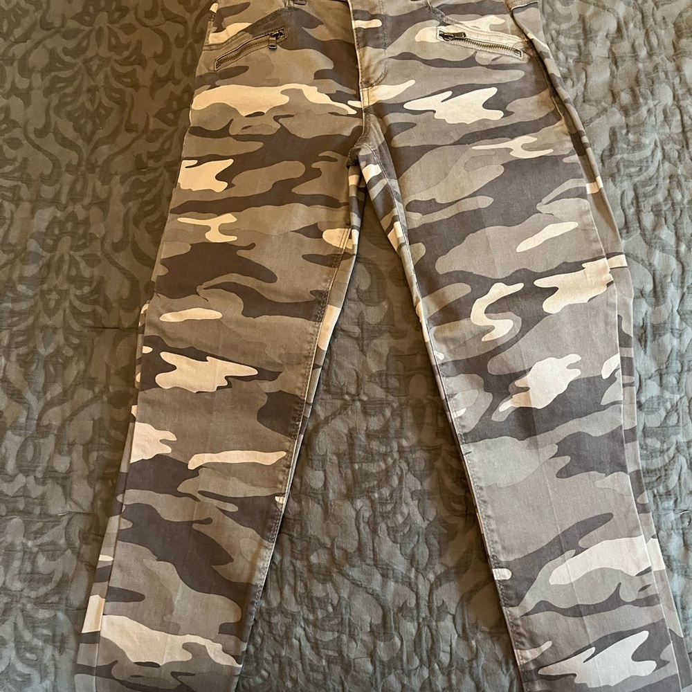 Democracy Gray and Cream Camouflage Trousers